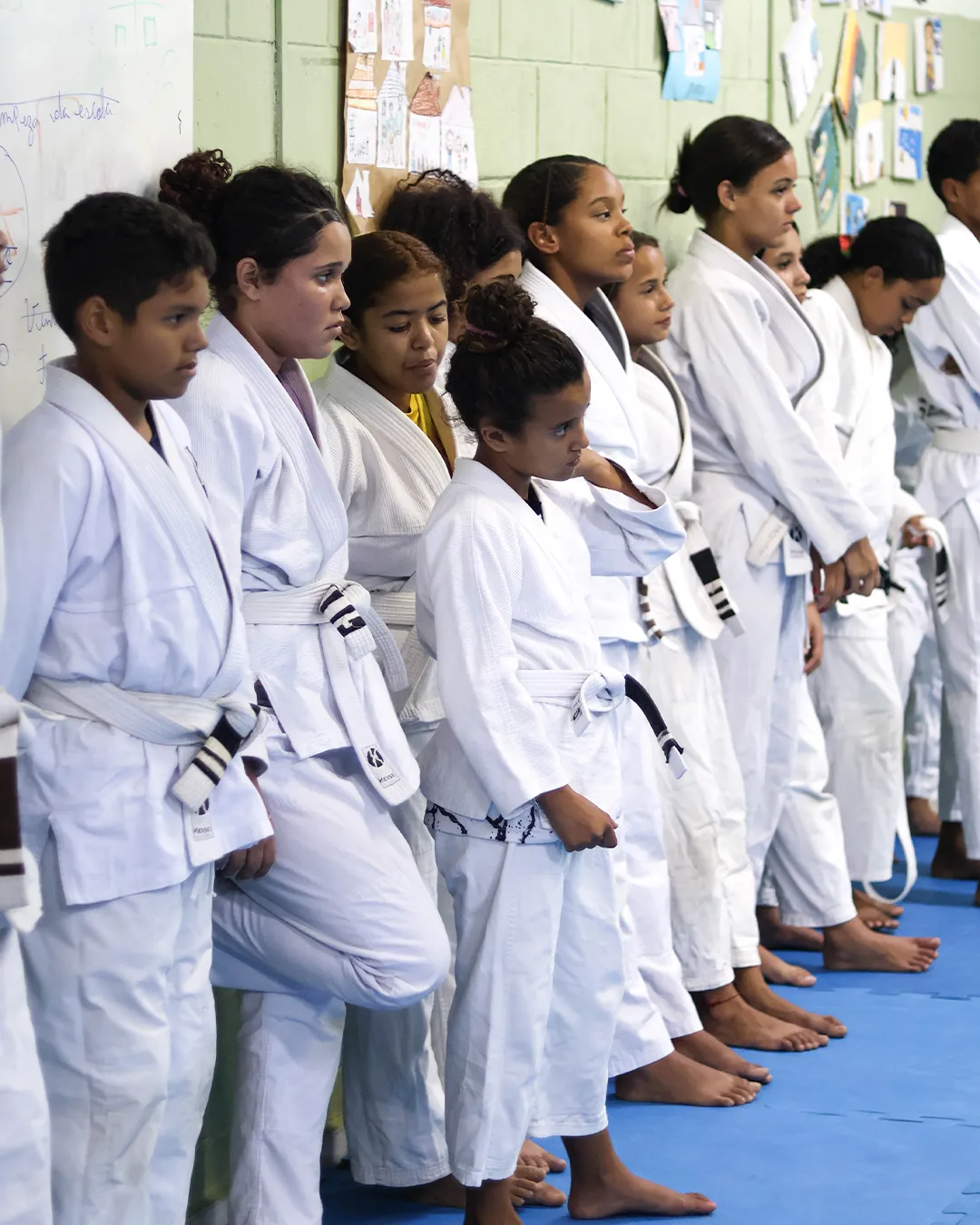 Alunos do Instituto Keisei em aula integrada